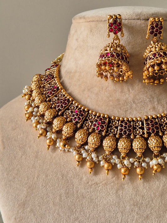 Mahika Golden Necklace Set
