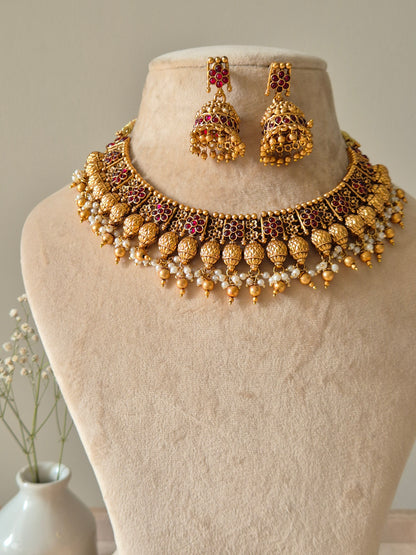 Mahika Golden Necklace Set