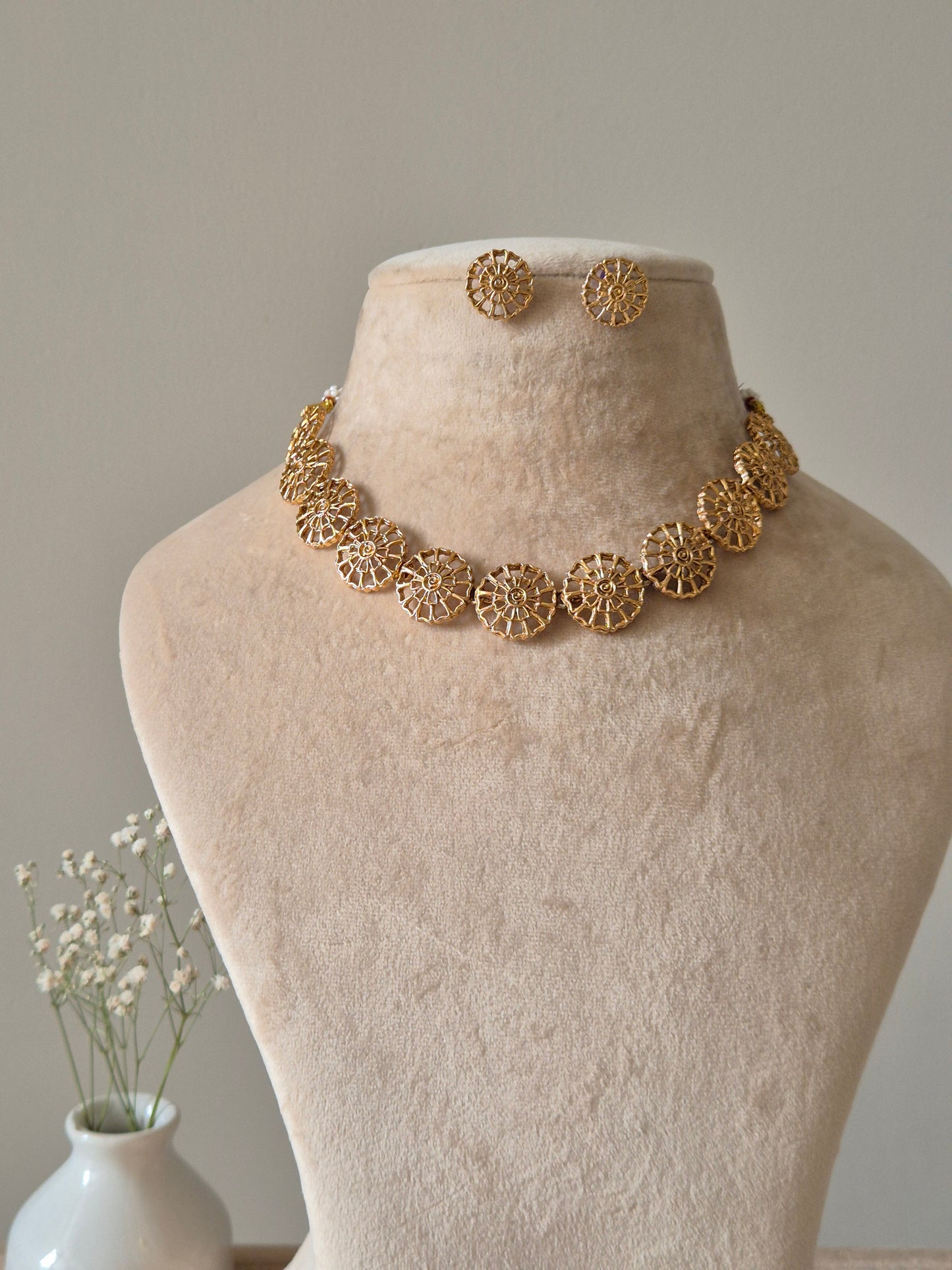 Kumari Necklace Set
