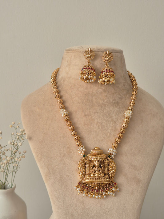 Ayanshi Temple Necklace Set