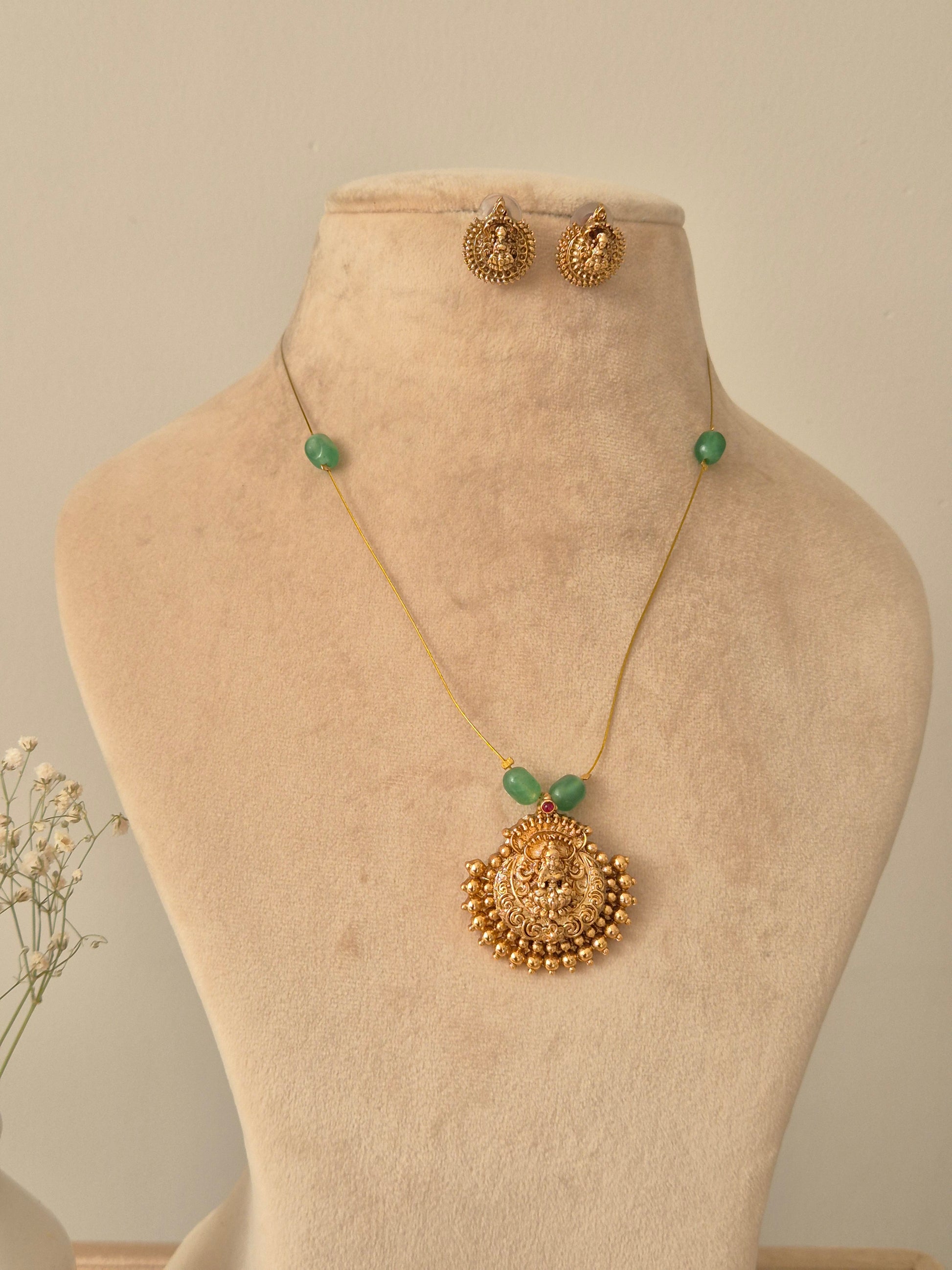 Ekisha Necklace Set by Naitri - Necklace