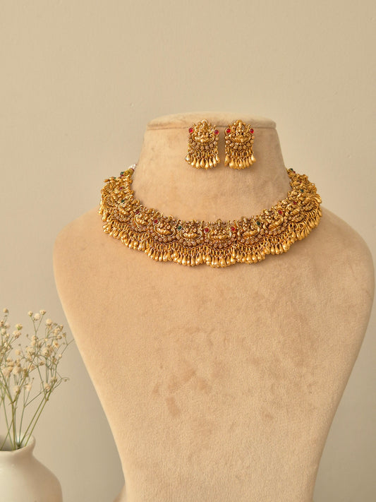 Yogita Necklace Set
