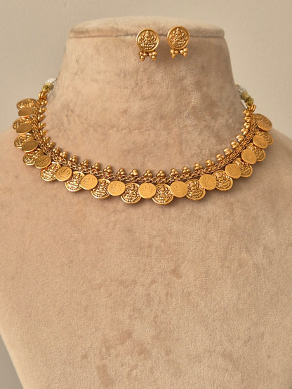 Pragya Golden Necklace Set