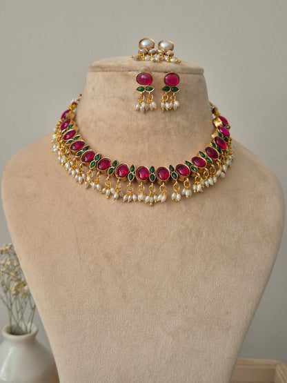 Anura Reversible Golden Necklace Set