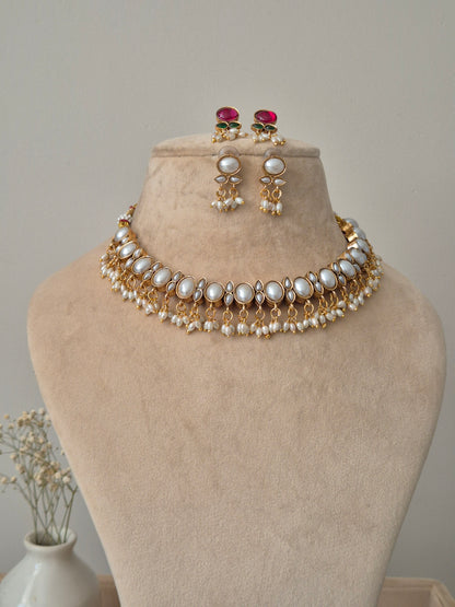 Anura Reversible Golden Necklace Set