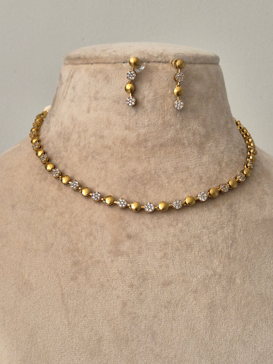 Chinmaya Necklace Set