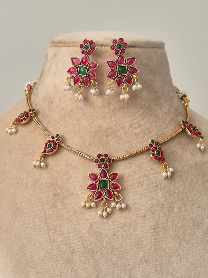 Charita Golden Necklace Set