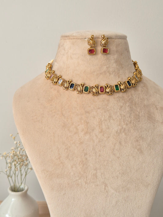 Vaidehi Golden Necklace Set