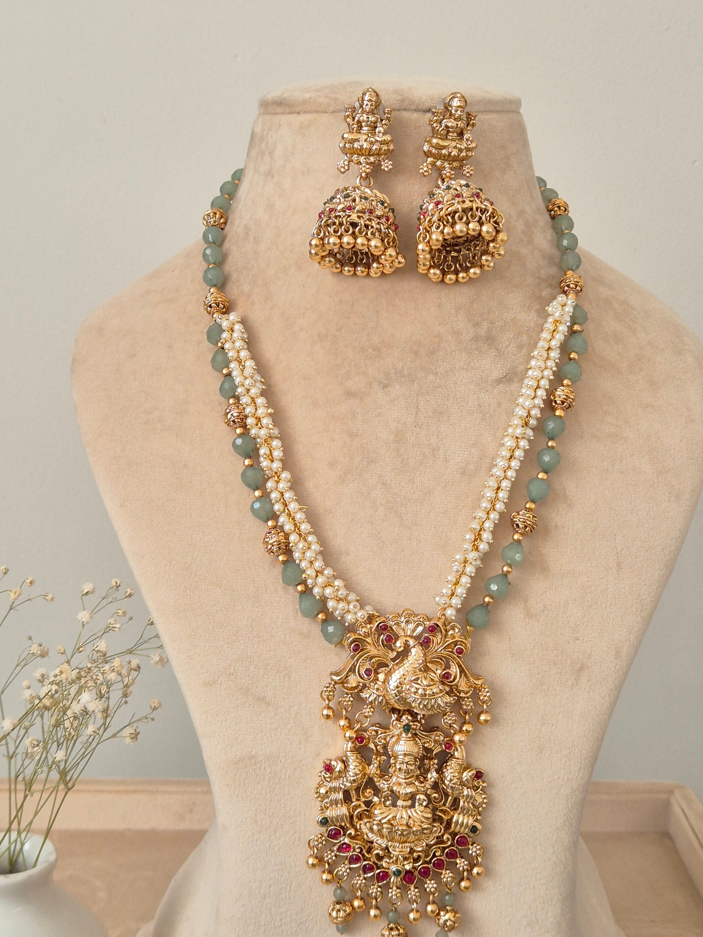 Surbhi Golden Necklace