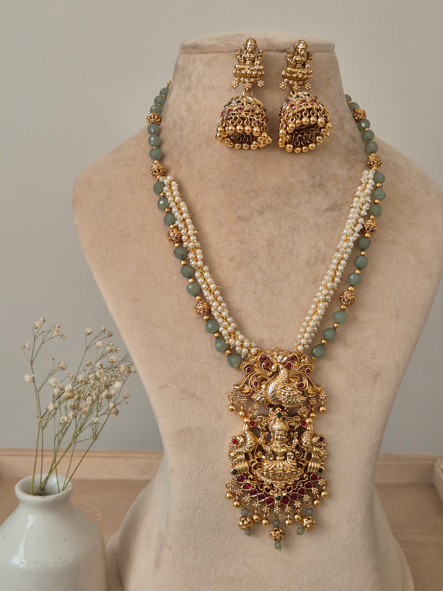 Surbhi Golden Necklace