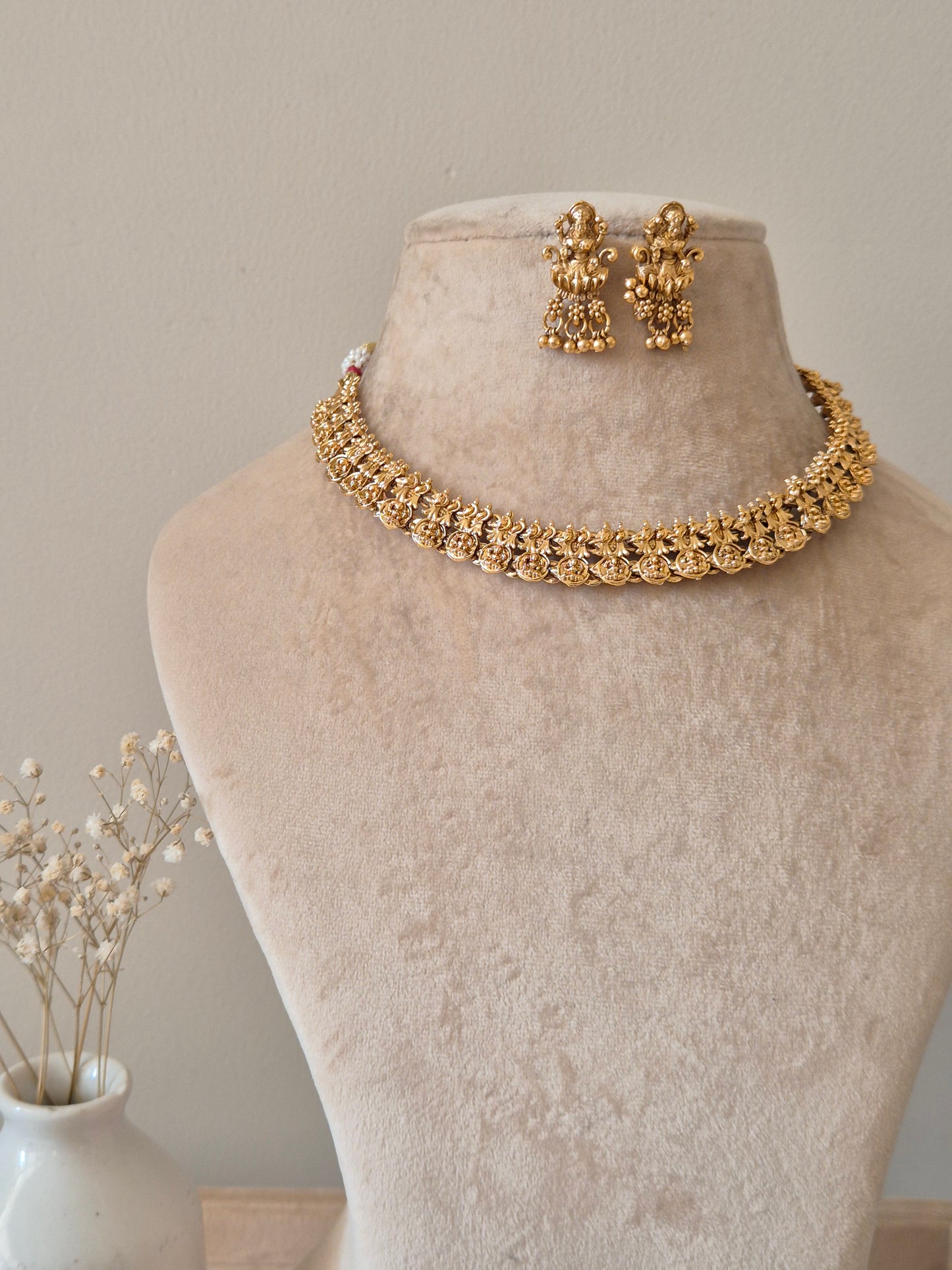 Suhasini Necklace Set