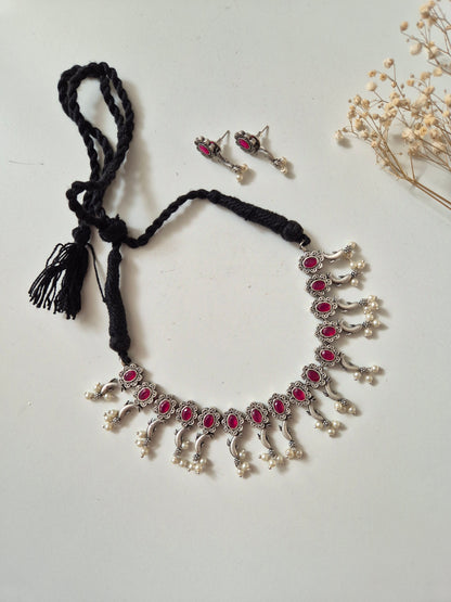 Kriti Necklace Set