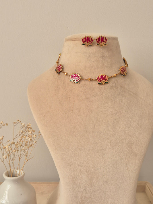 Ambuja Necklace Set