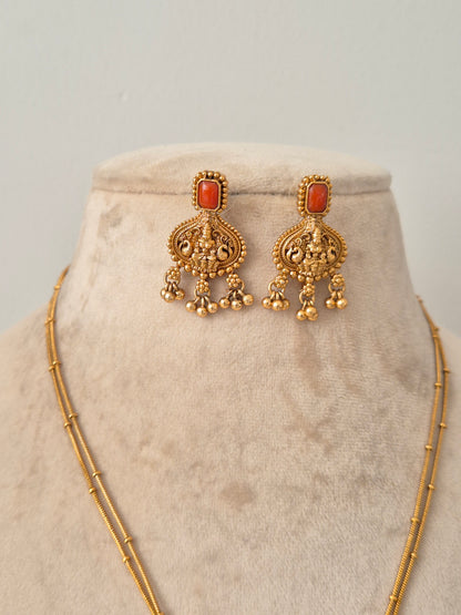 Urisha Necklace Set