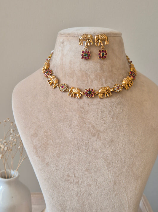Hamsini Necklace Set