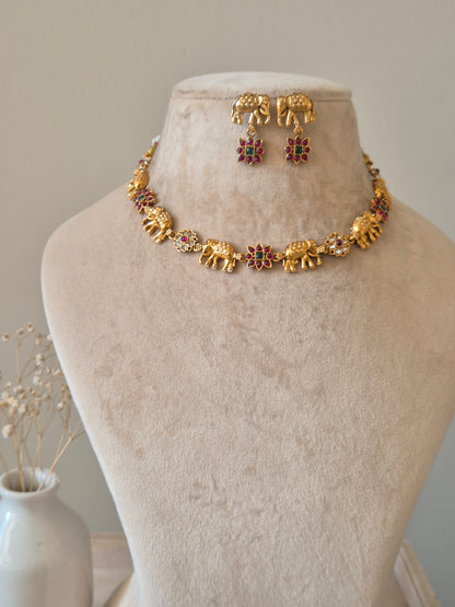 Hamsini Necklace Set
