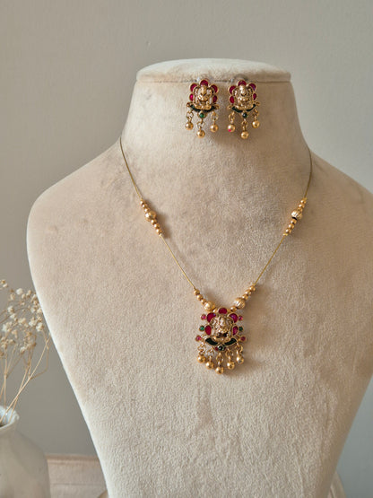 Unnati Invisible Chain Necklace Set