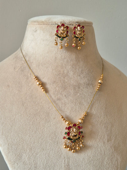 Unnati Invisible Chain Necklace Set