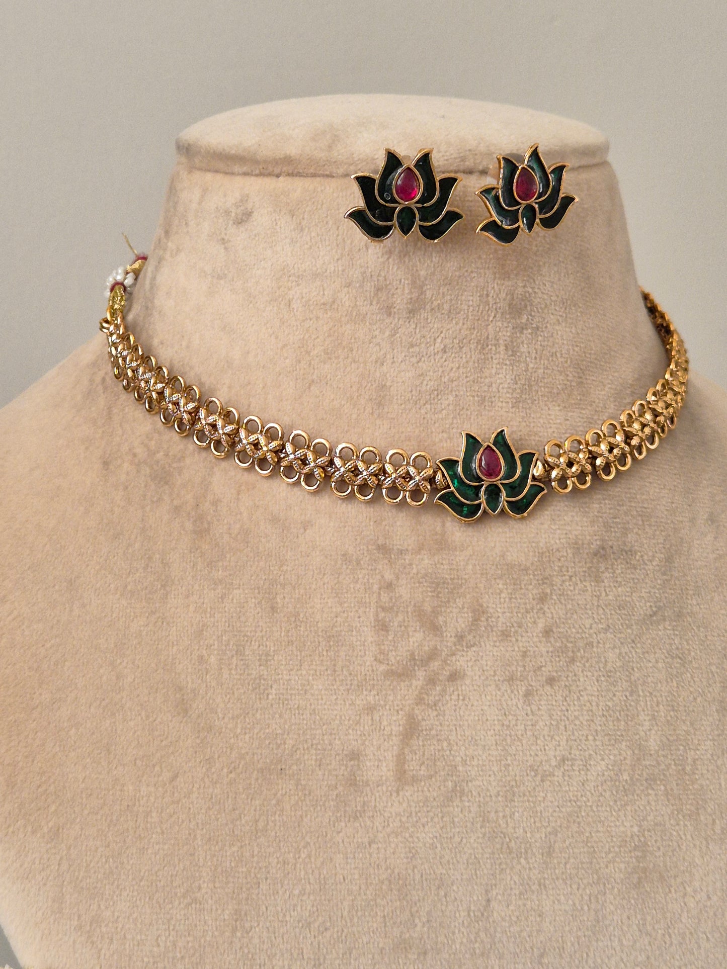Malti Necklace Set