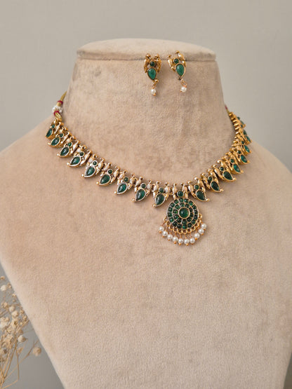 Sanah Necklace Set