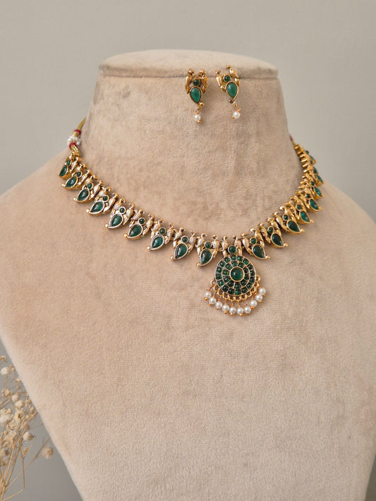 Sanah Necklace Set