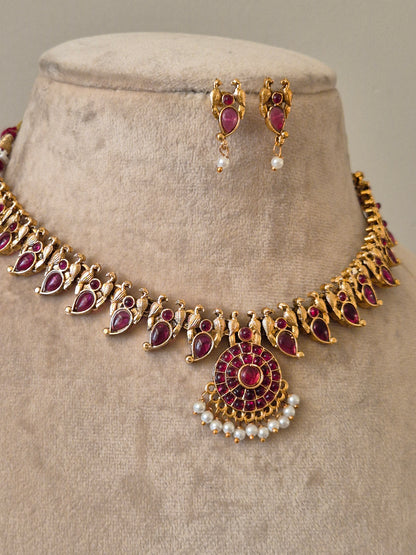 Sheetal Necklace Set