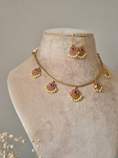 Himanshi Necklace Set