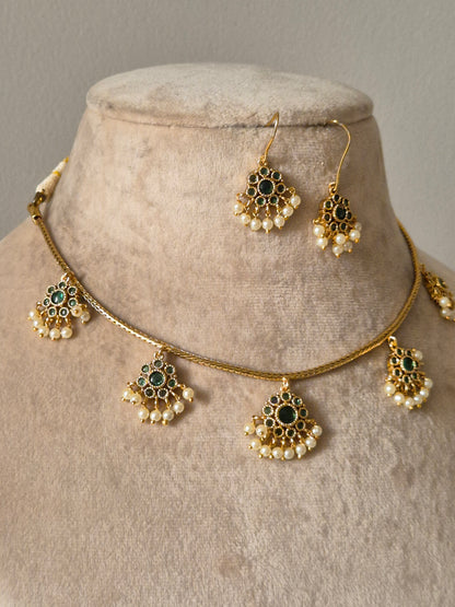 Mira Necklace Set