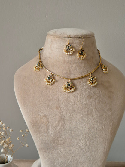 Mira Necklace Set