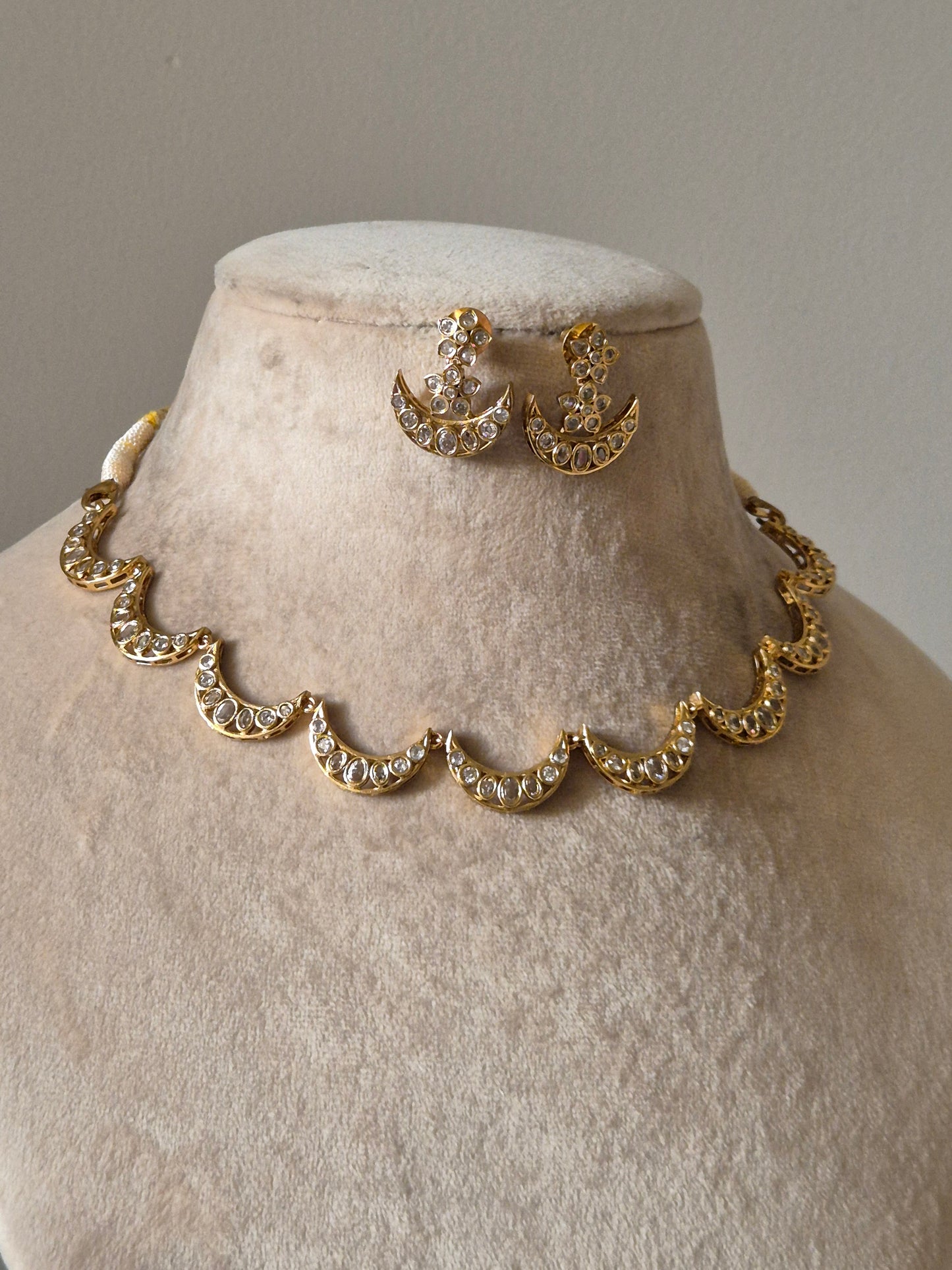 Lipika Necklace Set