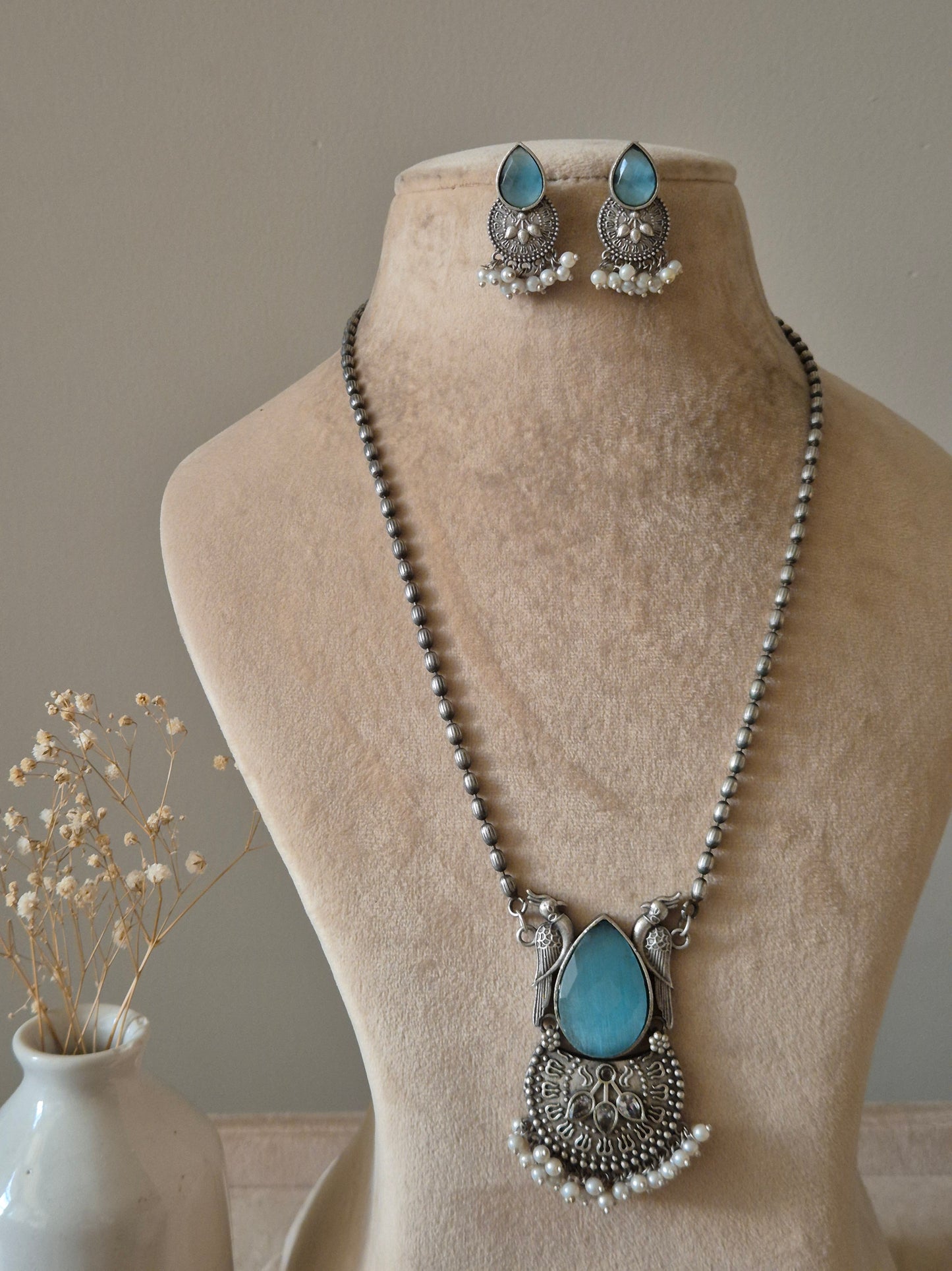 Saroja Necklace Set