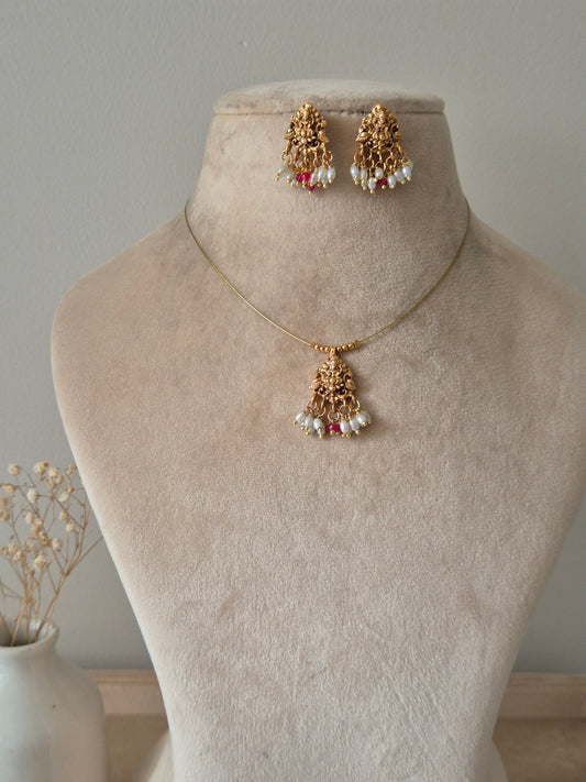 Inika Necklace Set