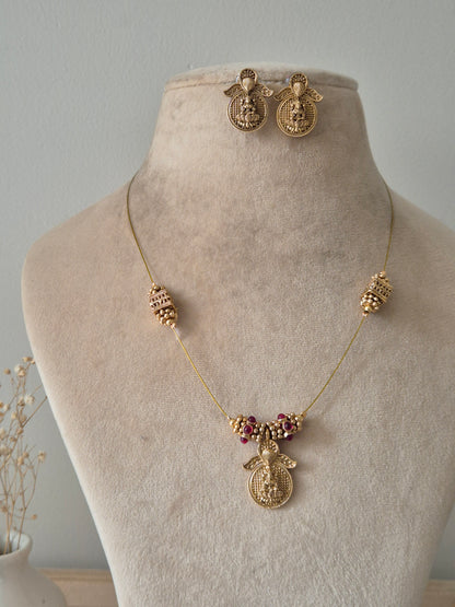 Thwisha Necklace Set