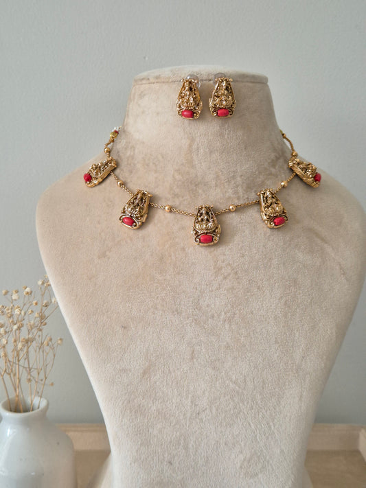 Timila Necklace Set