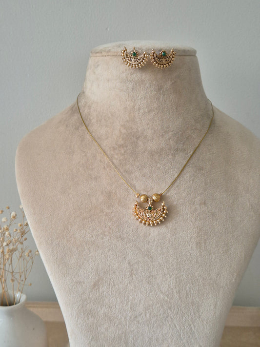 Jiyana Necklace Set