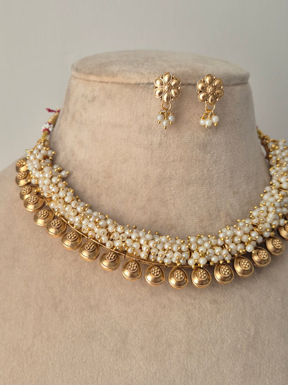 Usha Necklace Set