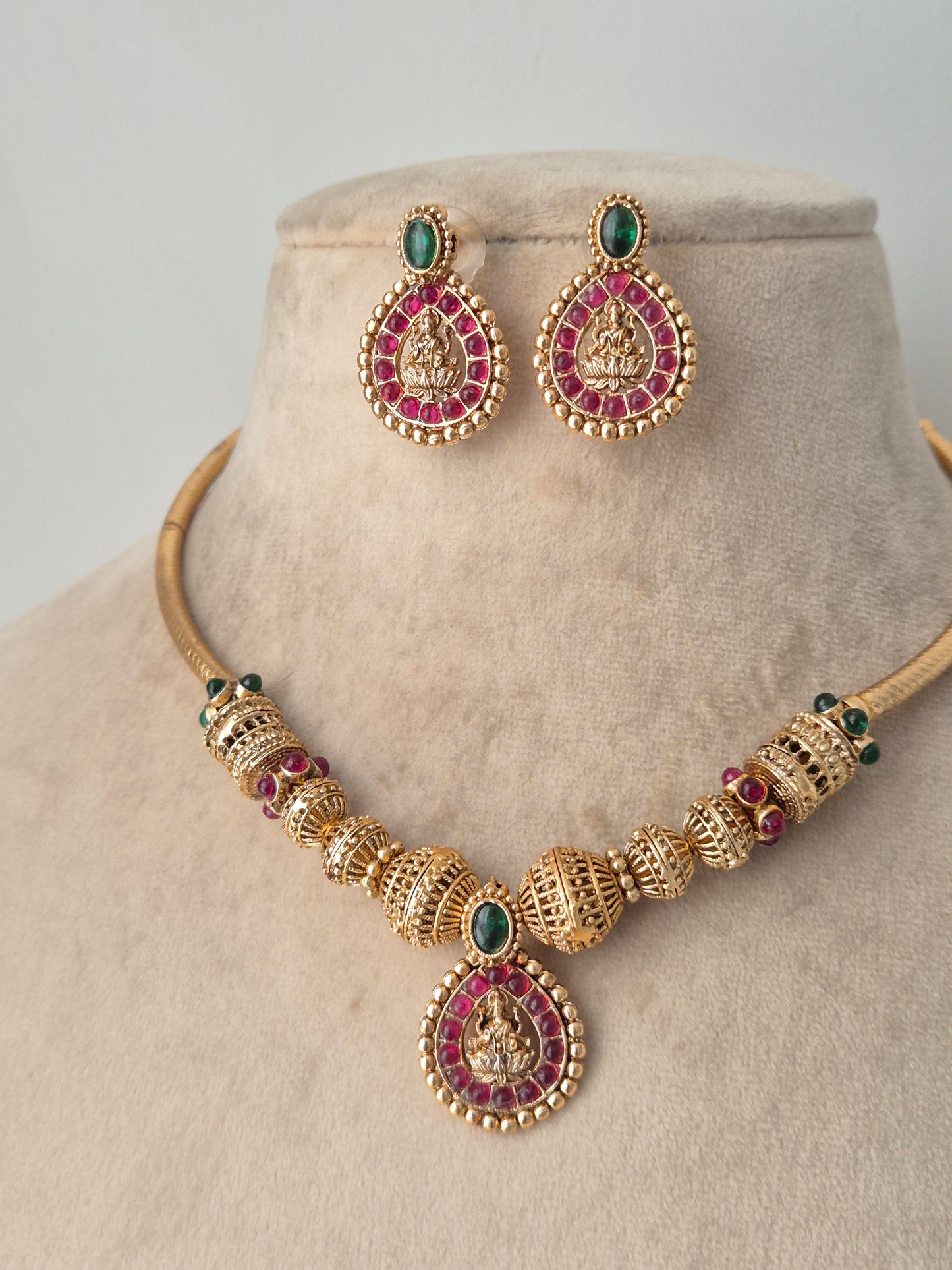 Indulekha Necklace Set