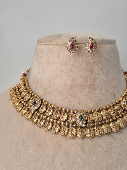 Hasitha Necklace Set