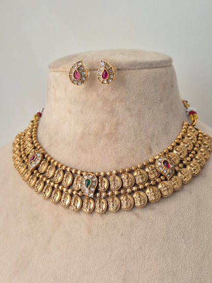 Hasitha Necklace Set