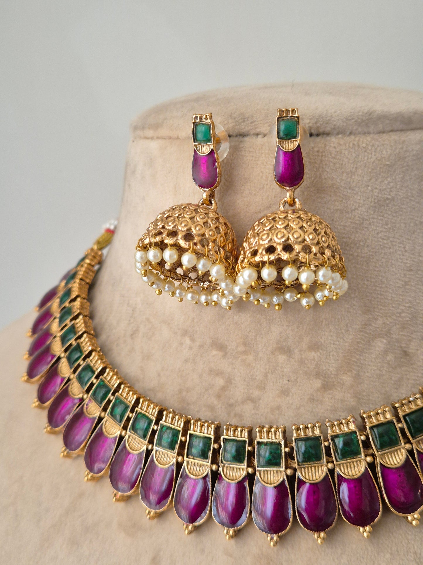 Gautami Necklace Set