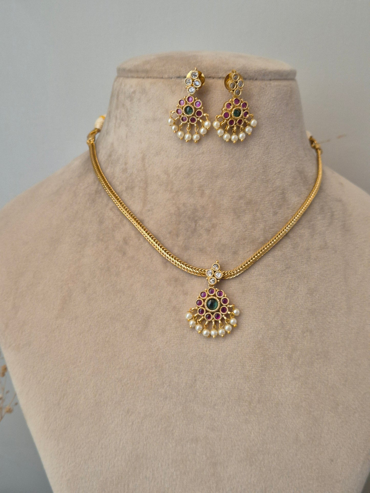 Pankti Necklace Set