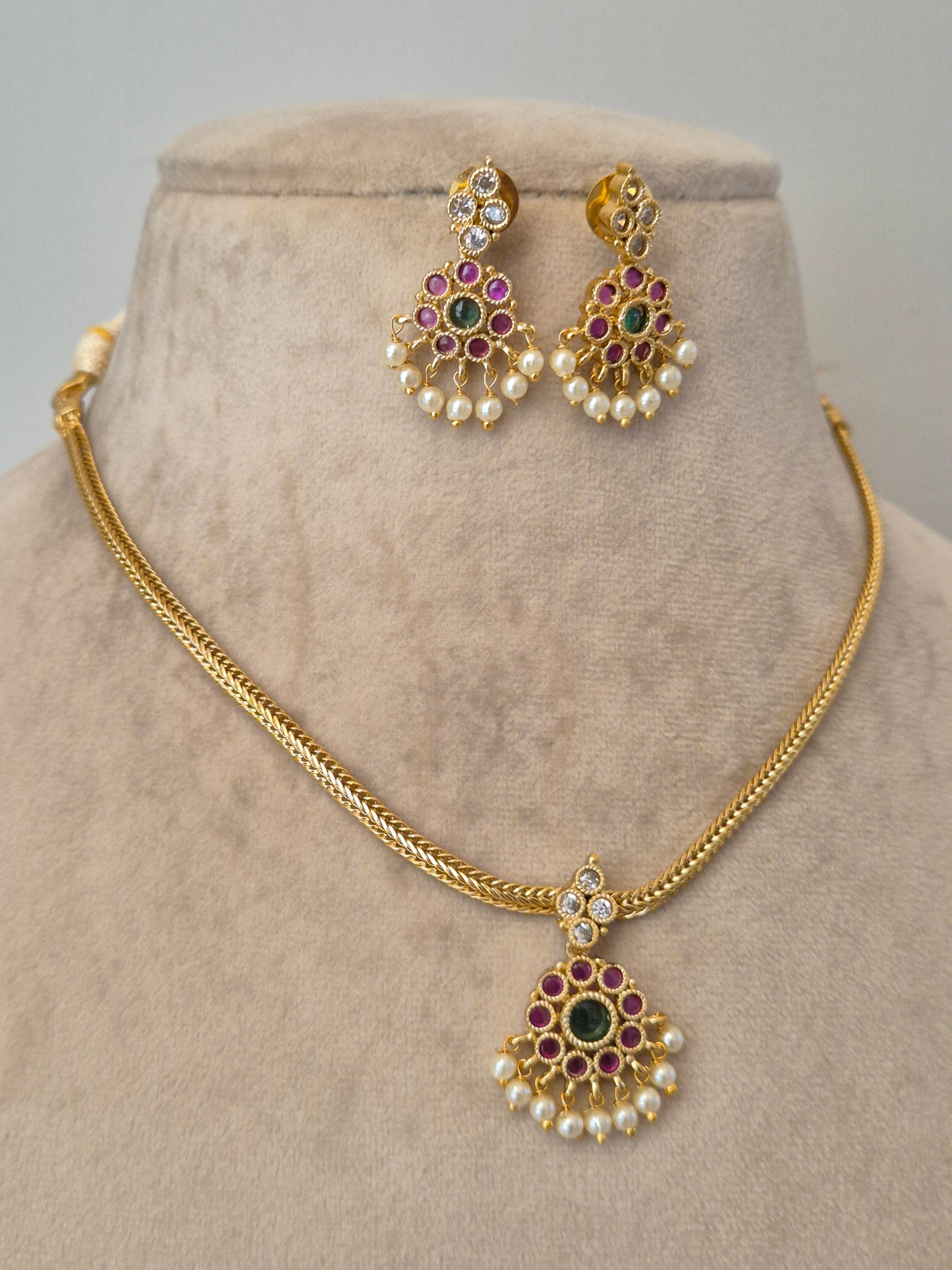 Pankti Necklace Set