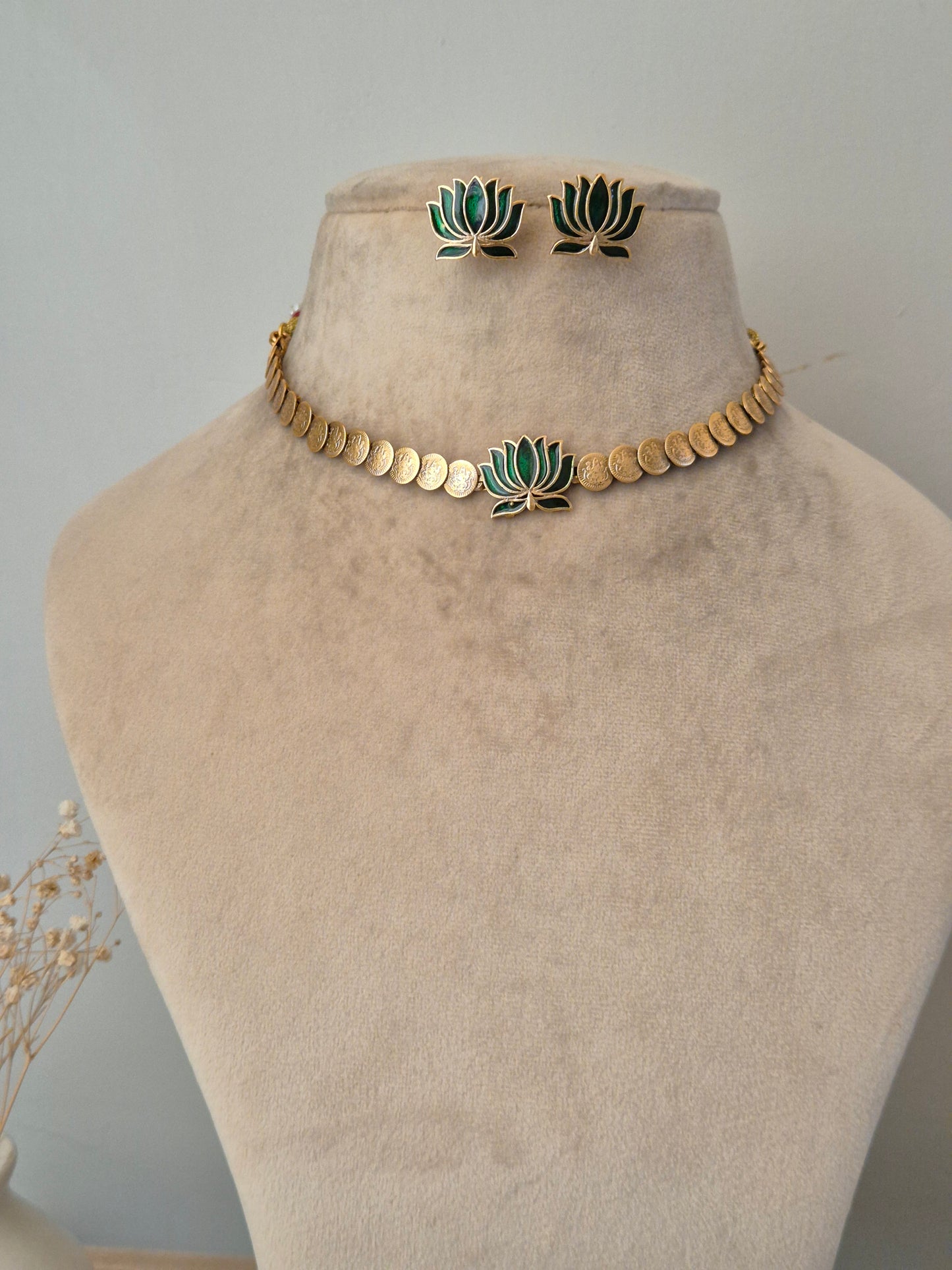 Rakti Necklace Set