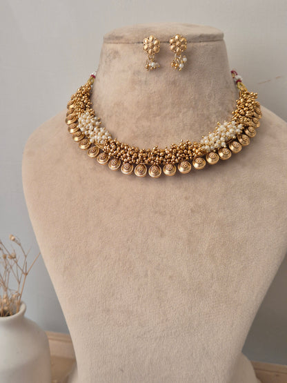 Uttara Necklace Set