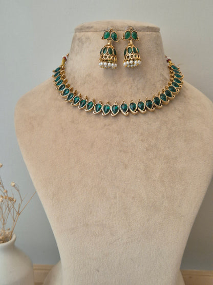 Gini Necklace Set