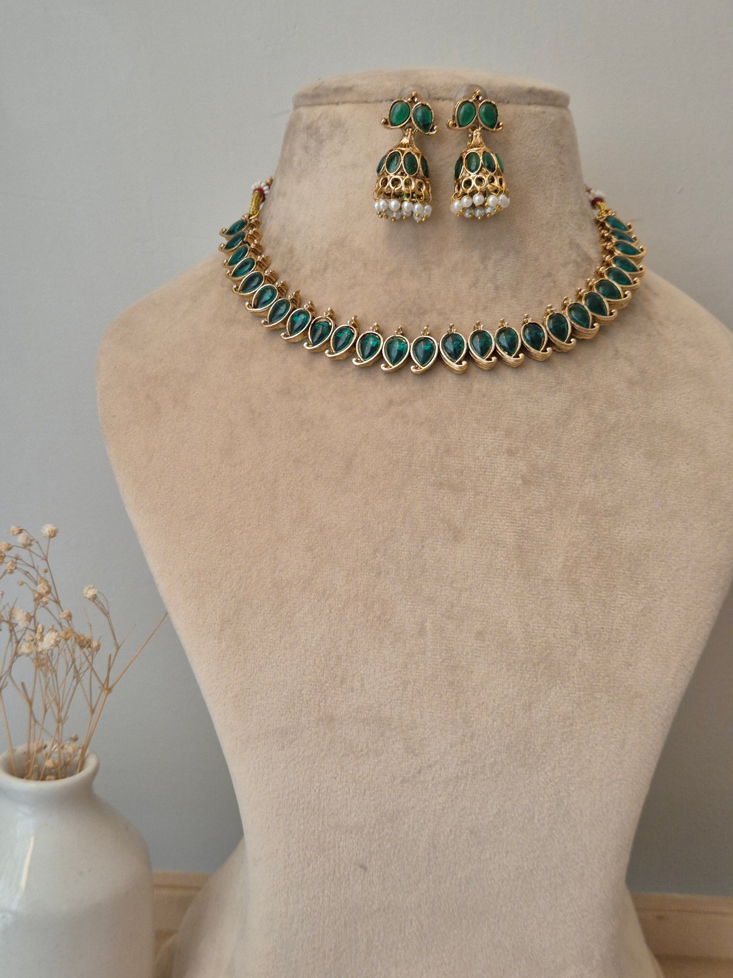 Gini Necklace Set