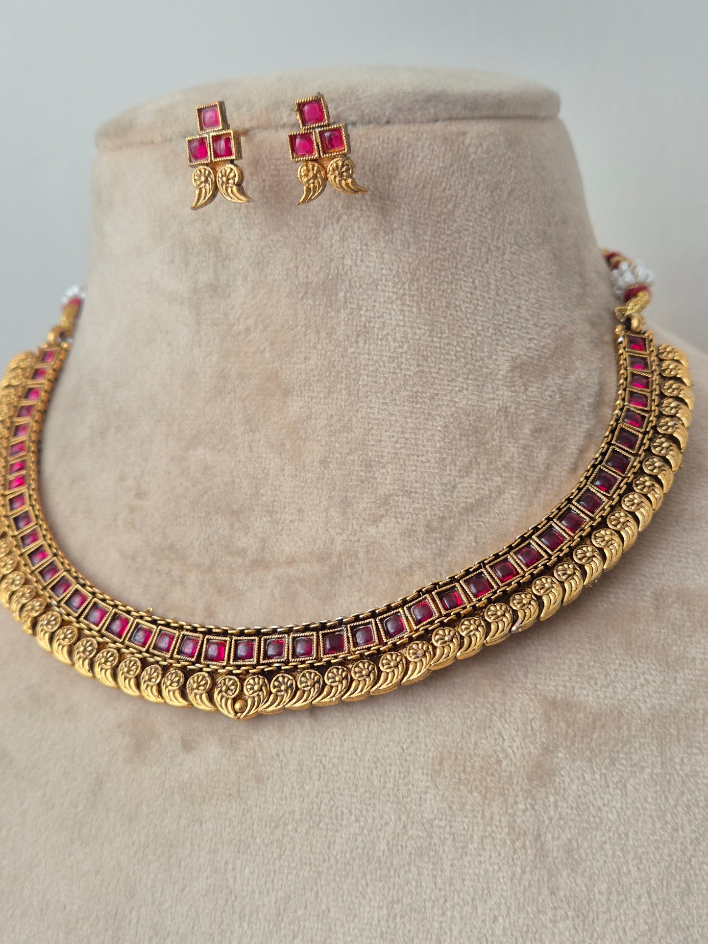 Witrul Necklace Set