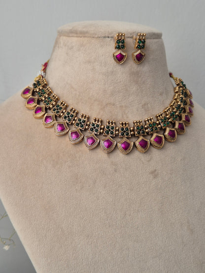 Elakshi Necklace Set