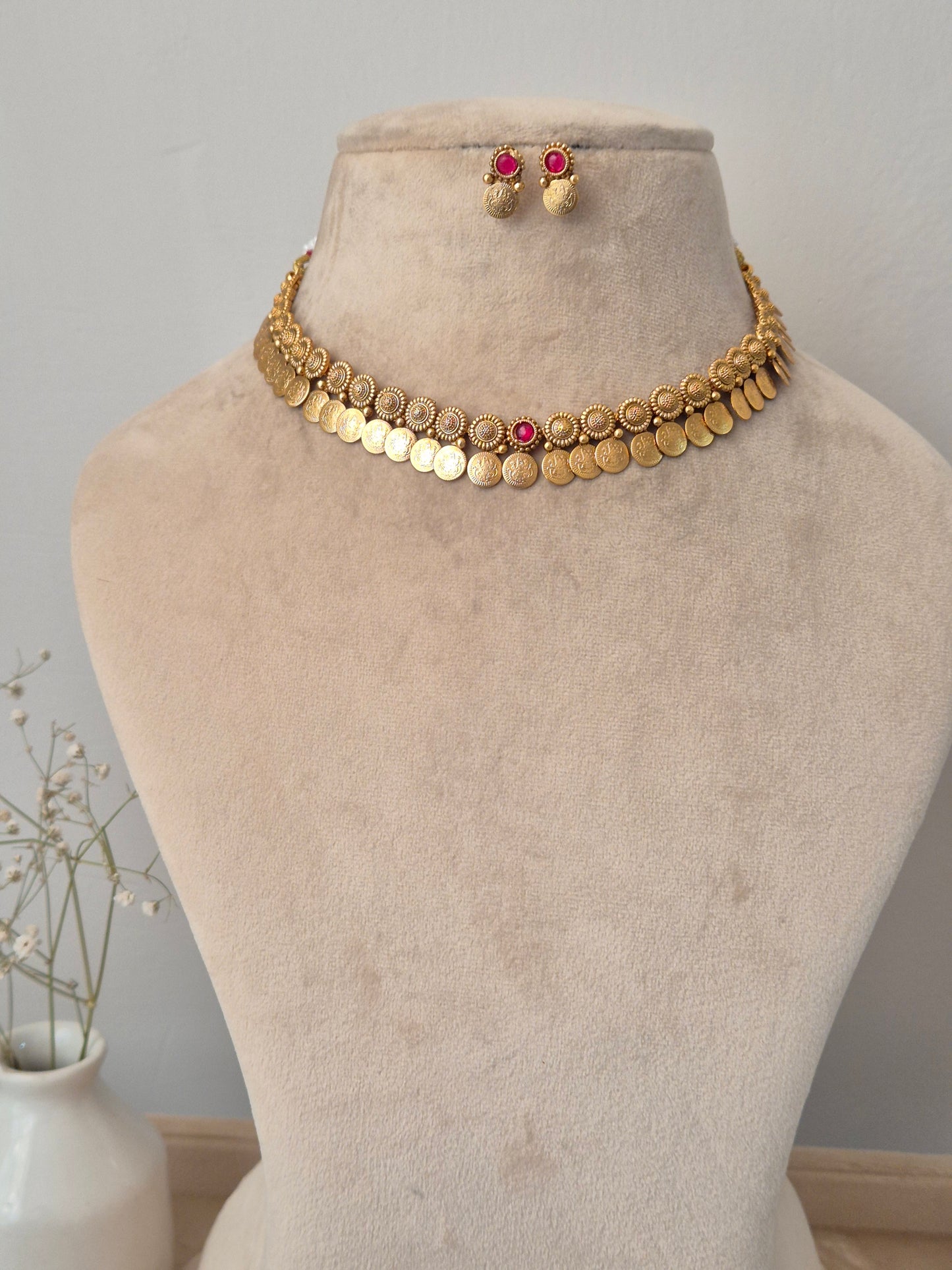 Ilahi Necklace Set