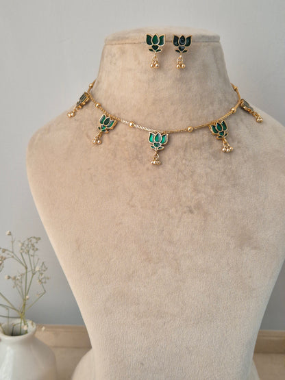 Ishwari Necklace Set